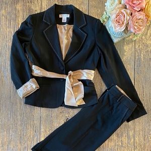 White House Black Market Jacket &Short set si 4,0